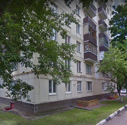 дом на улице Калинина дом 14 в Реутове