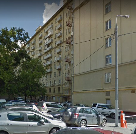 дом 16 на Варшавском шоссе в Москве