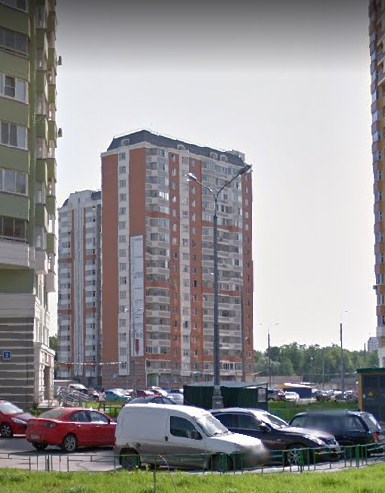 дом 1 на Радужной улице в Московском