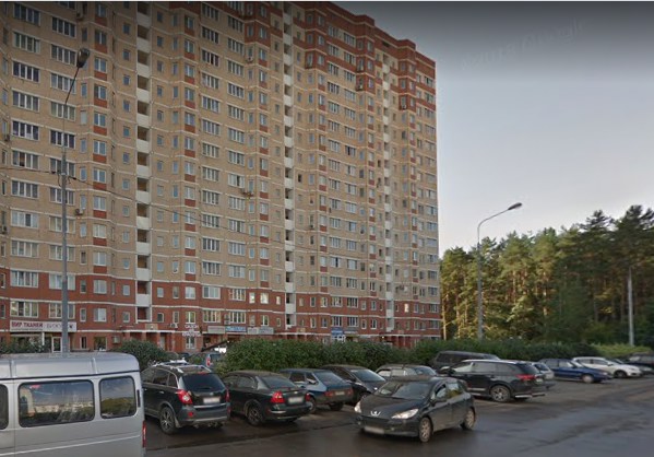 дом на Академической площади дом 1 в Троицке