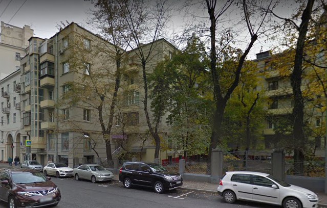 дом в Орликовом переулке дом 6 в Москве