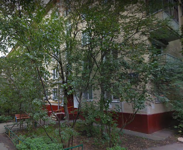 дом 13 корпус 2 на Живописной улице в Москве