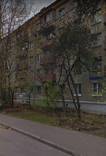 дом на бульваре Матроса Железняка дом 29 в Москве