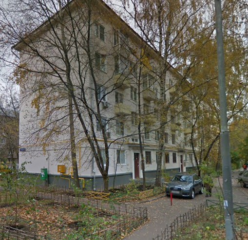 дом на улице Амундсена дом 10 в Москве