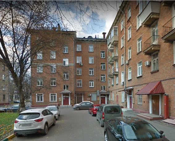 дом на Ленинградской улице дом 11 в Химках