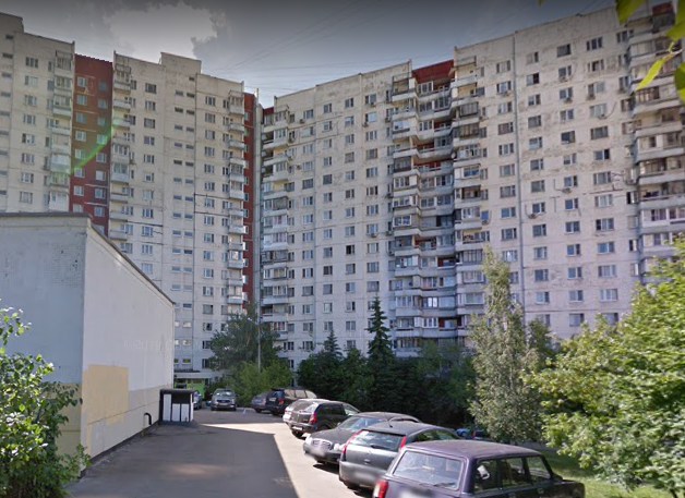 дом 44/42 на Ясеневой улице в Москве