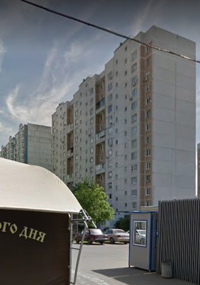 дом 12 на Новопеределкинской улице в Москве