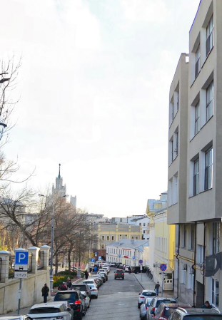 Москва Большой Спасоглинищевский переулок дом 8